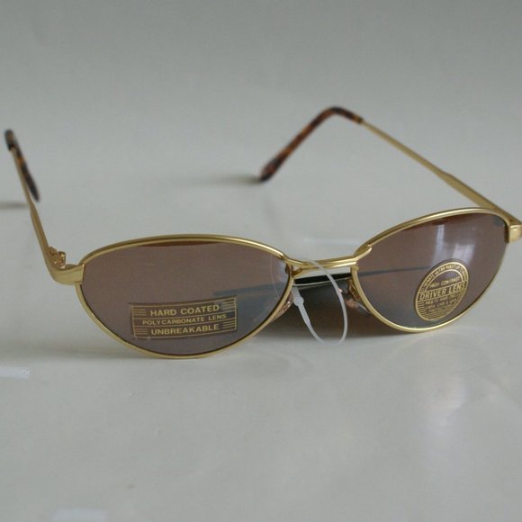 NWT True Vintage 90's lady's fashion small frame Coppermax lens tech Sunglasses - Picture 8 of 11